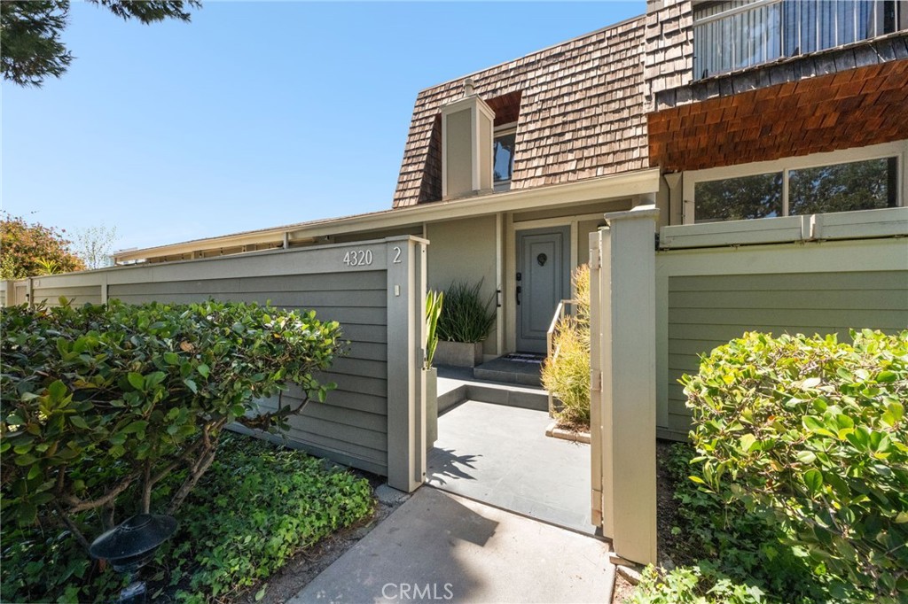 Welcome to this stunning tri-level townhome, conveniently located just off the guest parking lot in the highly desirable, gated Villa Velletri community of Marina del Rey. This spacious and thoughtfully designed residence features vaulted ceilings, beautiful hardwood floors, and an abundance of natural light that fills the open living spaces. The split-level layout offers a formal dining area that overlooks a bright living room with a decorative fireplace (per HOA) and sliding glass doors that lead to an oversize private patio framed by lush greenery and mature pine trees—perfect for indoor outdoor entertaining. A sunny breakfast nook connects to a versatile flex space, ideal for casual dining, a home office, or cozy media room. Upstairs, you'll find two generous en-suite bedrooms, including a light-filled primary suite with high ceilings, a walk-in closet, and a private bath.
Additional features include 2.5 bathrooms, direct access to a private 2-car garage with an extra storage room within the garage.
Villa Velletri offers a peaceful, well-maintained grounds surrounded by over 480 mature trees, creating a tranquil, park-like atmosphere. The beautifully landscaped setting features 4 pools and spas, a clubhouse, and plenty of guest parking. Located just a short bike ride from the beach and marina, and within walking distance to trendy shops, gourmet restaurants, a grocery store, and movie theaters, it is an ideal location. Also enjoy the Friday afternoon Farmers Market held just across the street.
This is a rare opportunity to enjoy coastal living in one of Marina del Rey’s most sought-after communities.