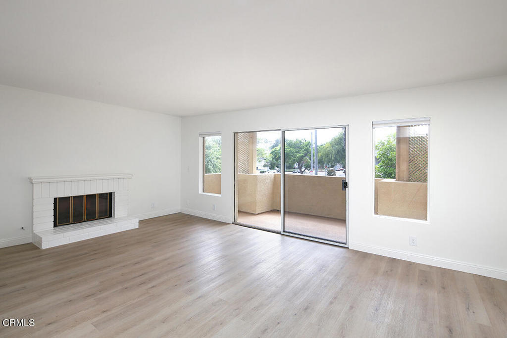 150 S Michigan Avenue 201