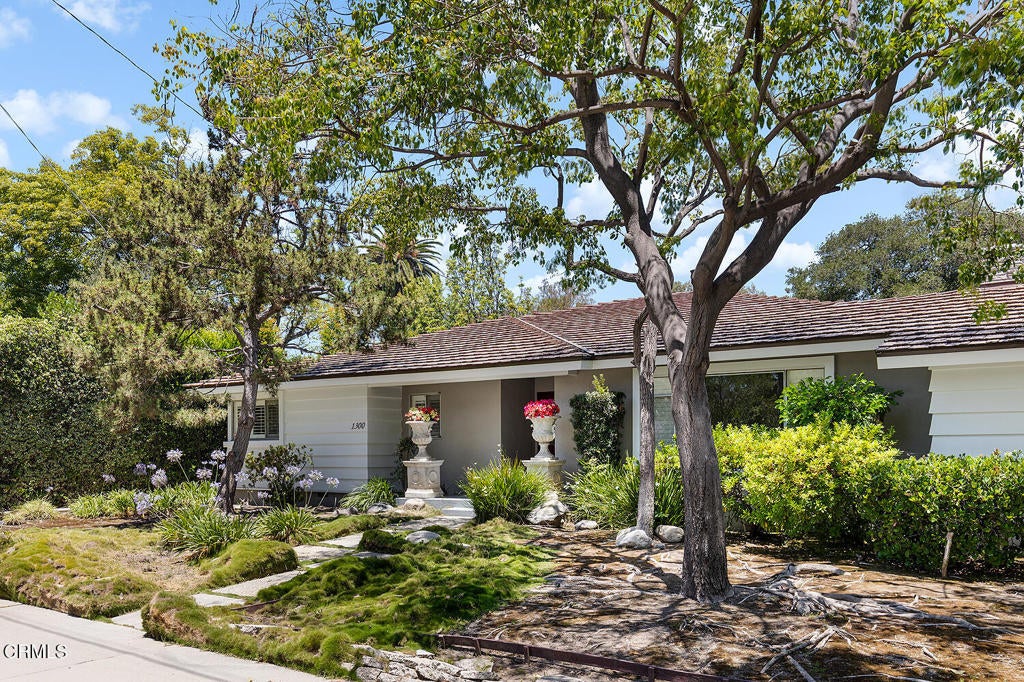 1300 S Marengo Avenue, Pasadena CA 91106