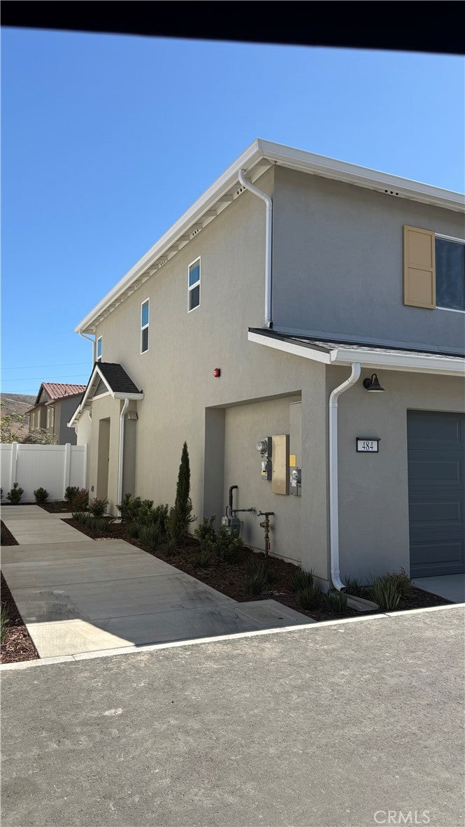 484 Live Oak Road