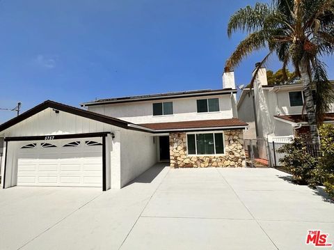 Photo of 5757 Agnes Avenue, North Hollywood, CA 91607 (MLS # 25595435)