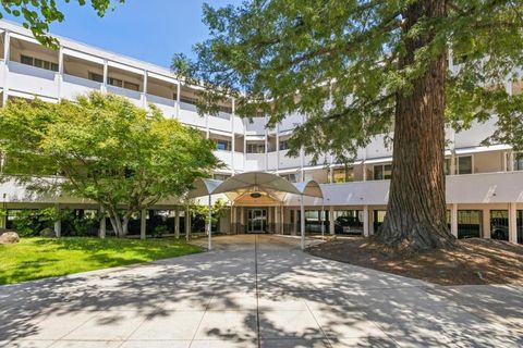 Photo of 1515 Arc Way #305, Burlingame, CA 94010 (MLS # ML82046437)