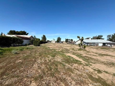 Photo of 39819807 Ranchero, Hesperia, CA 92345 (MLS # HD26053512)