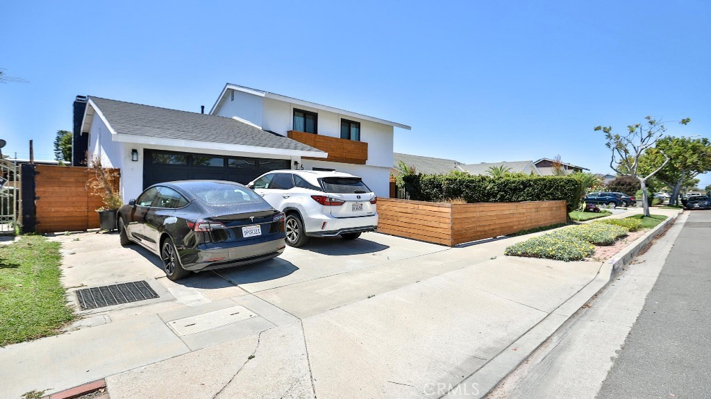 6672 Marilyn Drive