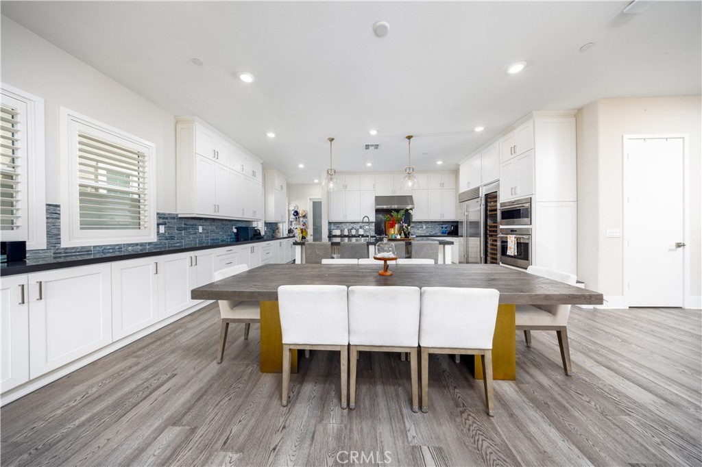 Irvine, California, 92618, United States, 4 Bedrooms Bedrooms, ,4 BathroomsBathrooms,Residential,Active,2041645