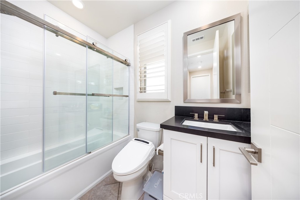 Irvine, California, 92618, United States, 4 Bedrooms Bedrooms, ,4 BathroomsBathrooms,Residential,Active,2041645