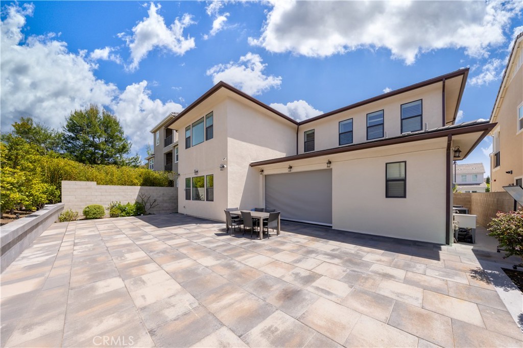Irvine, California, 92618, United States, 4 Bedrooms Bedrooms, ,4 BathroomsBathrooms,Residential,Active,2041645
