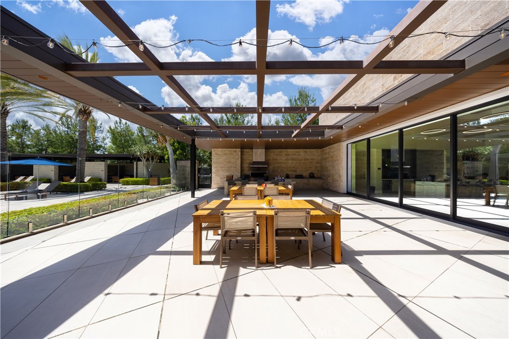 Irvine, California, 92618, United States, 4 Bedrooms Bedrooms, ,4 BathroomsBathrooms,Residential,Active,2041645