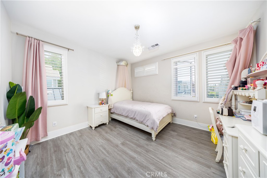 Irvine, California, 92618, United States, 4 Bedrooms Bedrooms, ,4 BathroomsBathrooms,Residential,Active,2041645