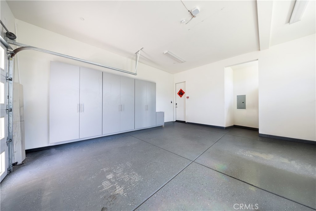 Irvine, California, 92618, United States, 4 Bedrooms Bedrooms, ,4 BathroomsBathrooms,Residential,Active,2041645