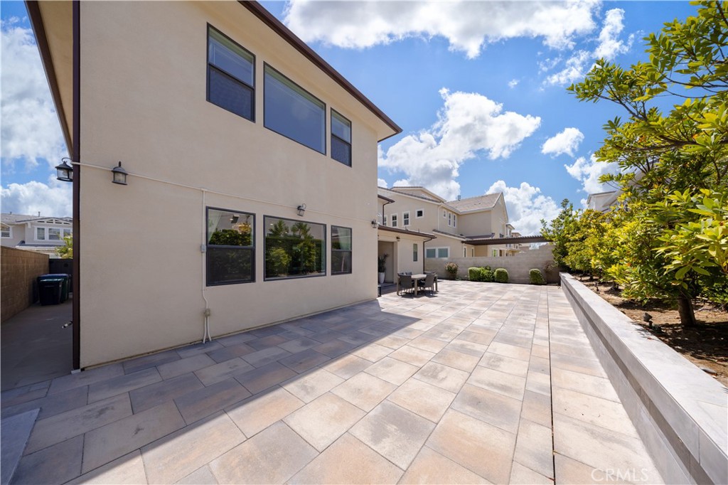 Irvine, California, 92618, United States, 4 Bedrooms Bedrooms, ,4 BathroomsBathrooms,Residential,Active,2041645