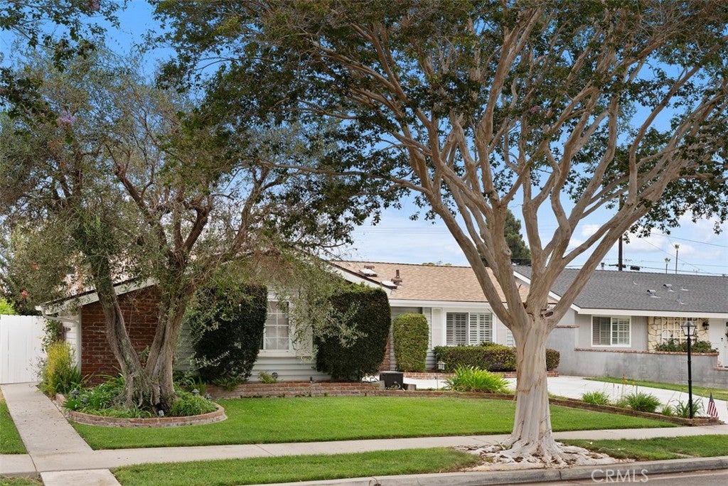 5681 Littler, Huntington Beach CA 92649 - Photo 32