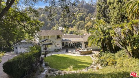 1250 Roscomare Road Los Angeles CA 90077