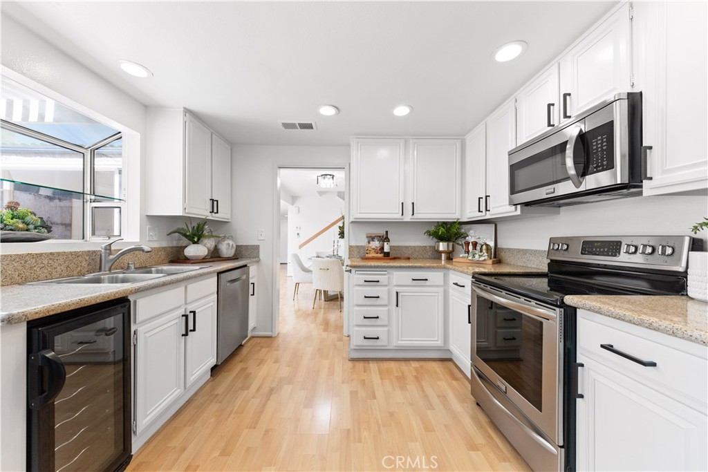30 Chardonnay, Irvine CA 92614 - Photo 16