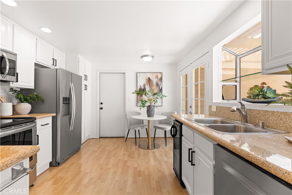 30 Chardonnay, Irvine CA 92614 - Photo 18