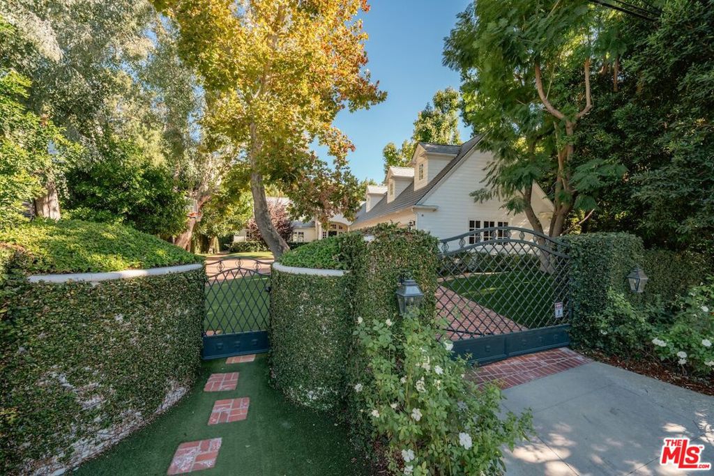 4714 Balboa Avenue