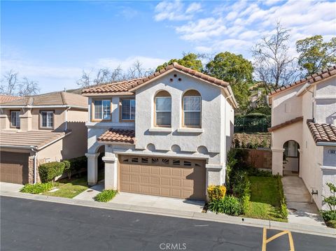 Photo of 544 Hooper Ave, Simi Valley, CA 93065 (MLS # SR25266185)