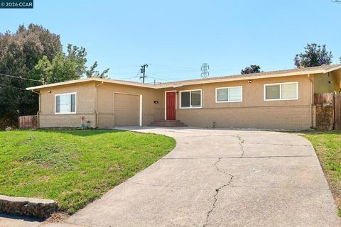 Photo of 620 Lynn Ave Ave, Antioch, CA 94509 (MLS # 41127966)