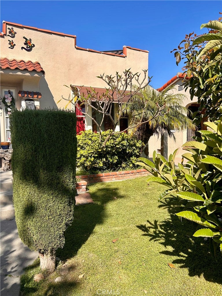 6147 Gundry Ave, Long Beach CA 90805