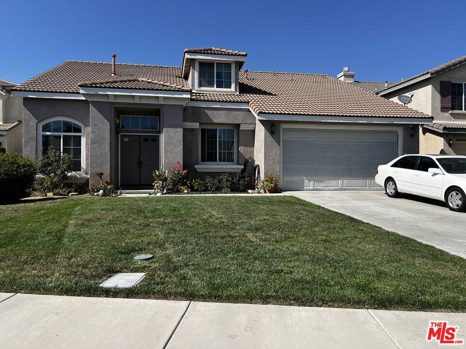 3 bd 3ba. Single Family Residence in the beautiful Wildomar neighborhood,