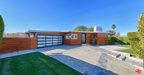 Photo of 3921 Cody Road, Sherman Oaks, CA 91403 (MLS # 26643457)