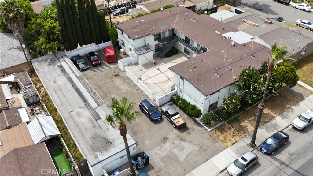 12905 Palm Street