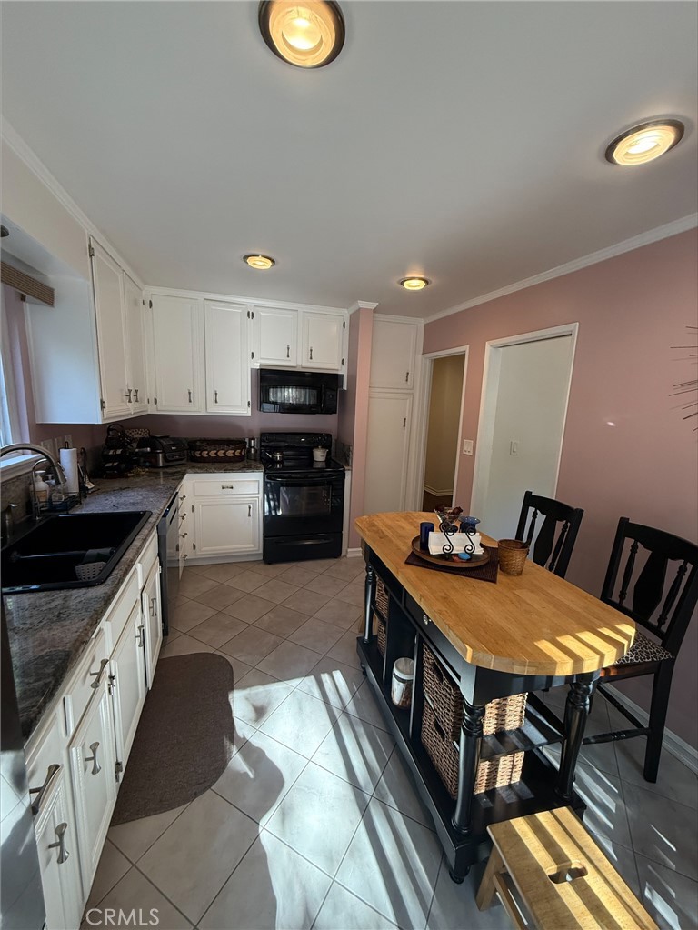 345 Wisconsin Avenue 104