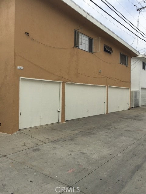 10210 S 10th