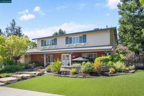 Photo of 583 Santander Drive Dr, San Ramon, CA 94583 (MLS # 41128043)