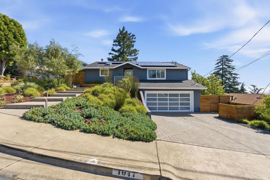 1047 Hewitt Drive