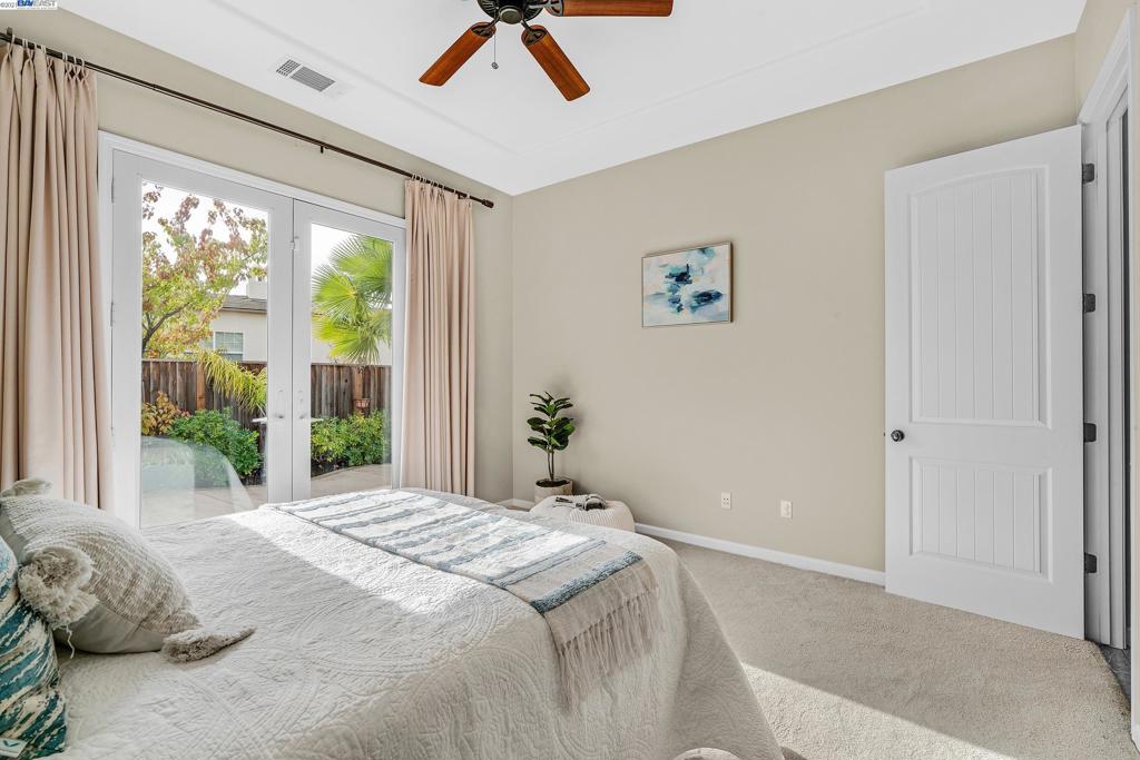 GALE RANCH - Residential