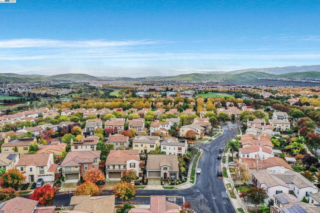 GALE RANCH - Residential