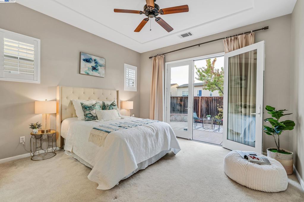 GALE RANCH - Residential