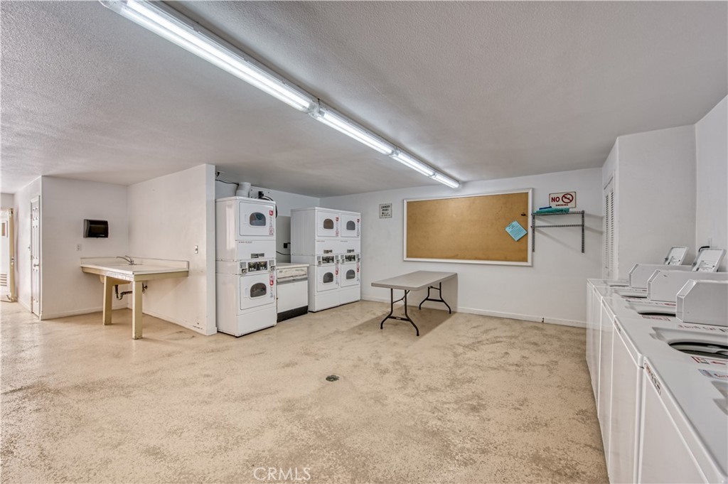 Huntington Pacific (HPAC) - Residential Lease