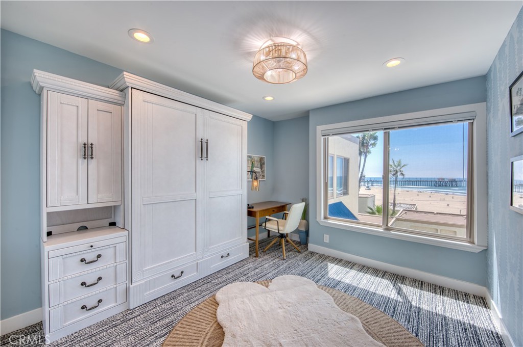 Huntington Pacific (HPAC) - Residential Lease
