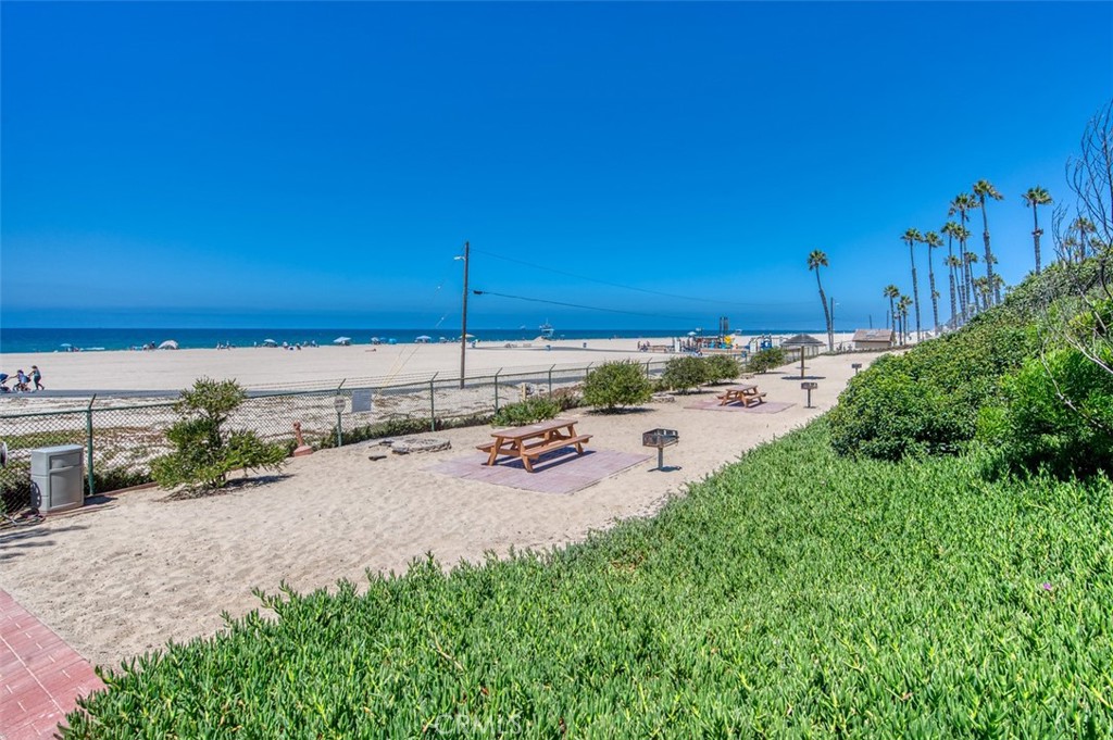 Huntington Pacific (HPAC) - Residential Lease