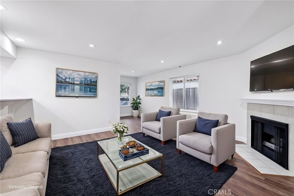 1639 Camden Avenue 101