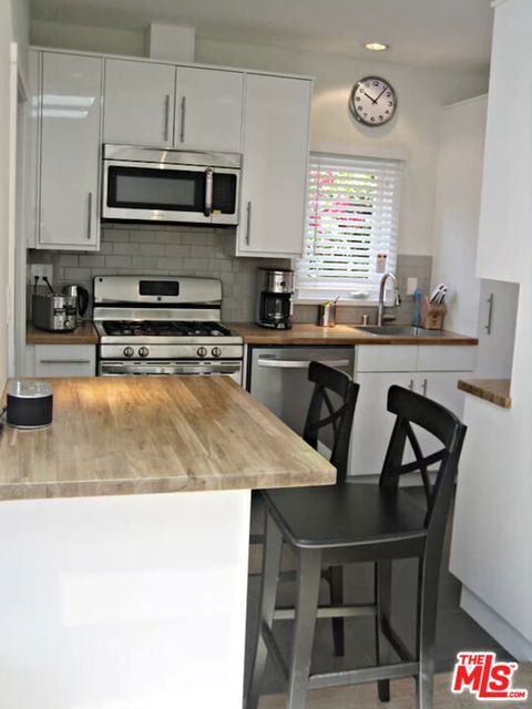 Tiny photo for 4125 1/4 Huron Avenue, Culver City, CA 90232 (MLS # 25581009)