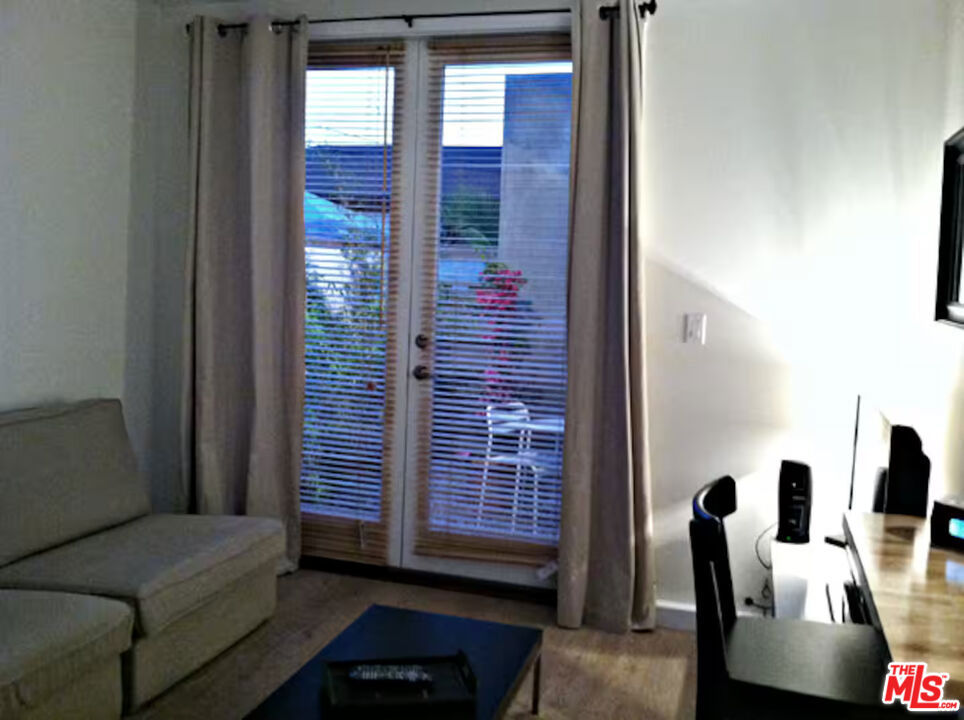 This studio/1-bedroom (fully furnished OR unfurnished) offering has been completely renovated to meet the demands of the most discriminating tenant. The welcoming updated interior has vinyl floors, updated kitchen with gas stove, stainless appliances and open to the adjacent living area. The bedroom alcove (pictured) offers separation from the other areas. The remodeled bathroom offers walk-in shower. The Tri-plex building consists of 3 separate structures, each with their own privacy. This offering is a very nice converted garage. Can be leased fully furnished or unfurnished. PARKING IN ON THE STREET WITH NEIGHBORHOOD PERMITS. Located in the Art Deco area of 'Culver City', the massive revival of the area has transformed it into one of the hippest and safest places to live. Conveniently located to Culver City's Restaurant Row, beaches, and the business districts of Century City and UCLA make this an ideal location. Long term tenancy is desired.