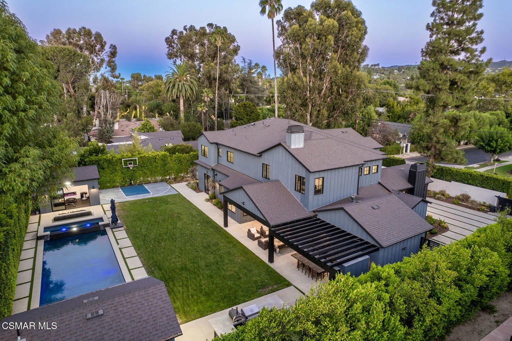 18651 Wells Drive