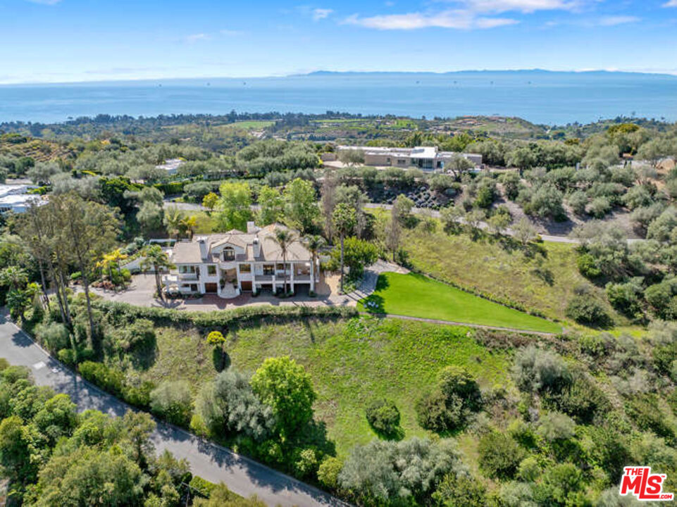 595 Freehaven Drive