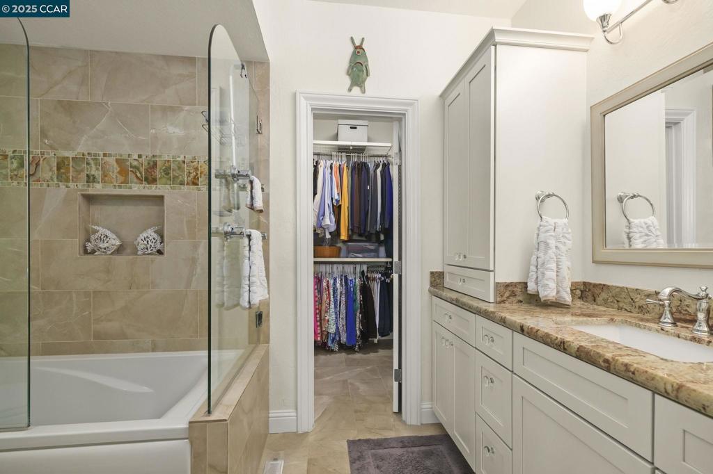 ROSSMOOR - Residential