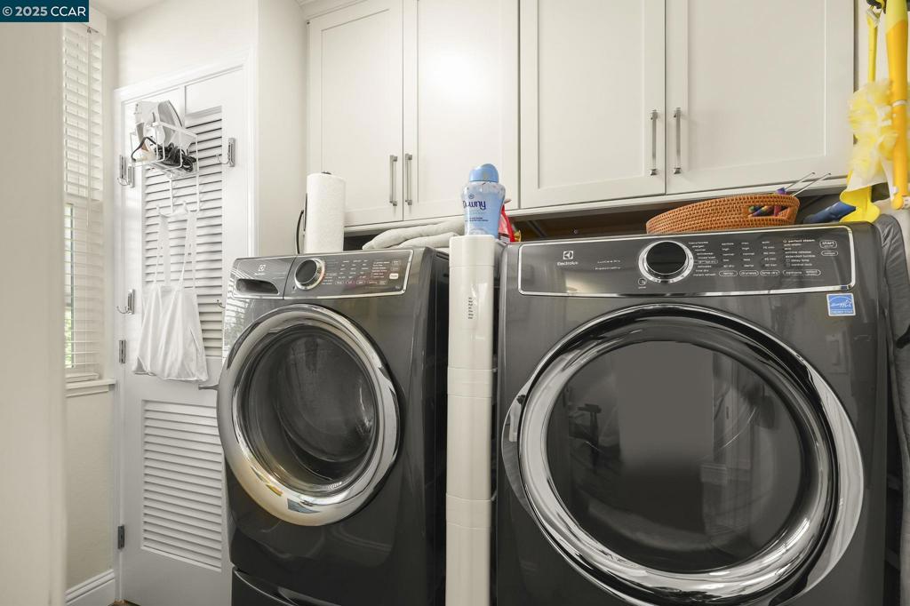 ROSSMOOR - Residential