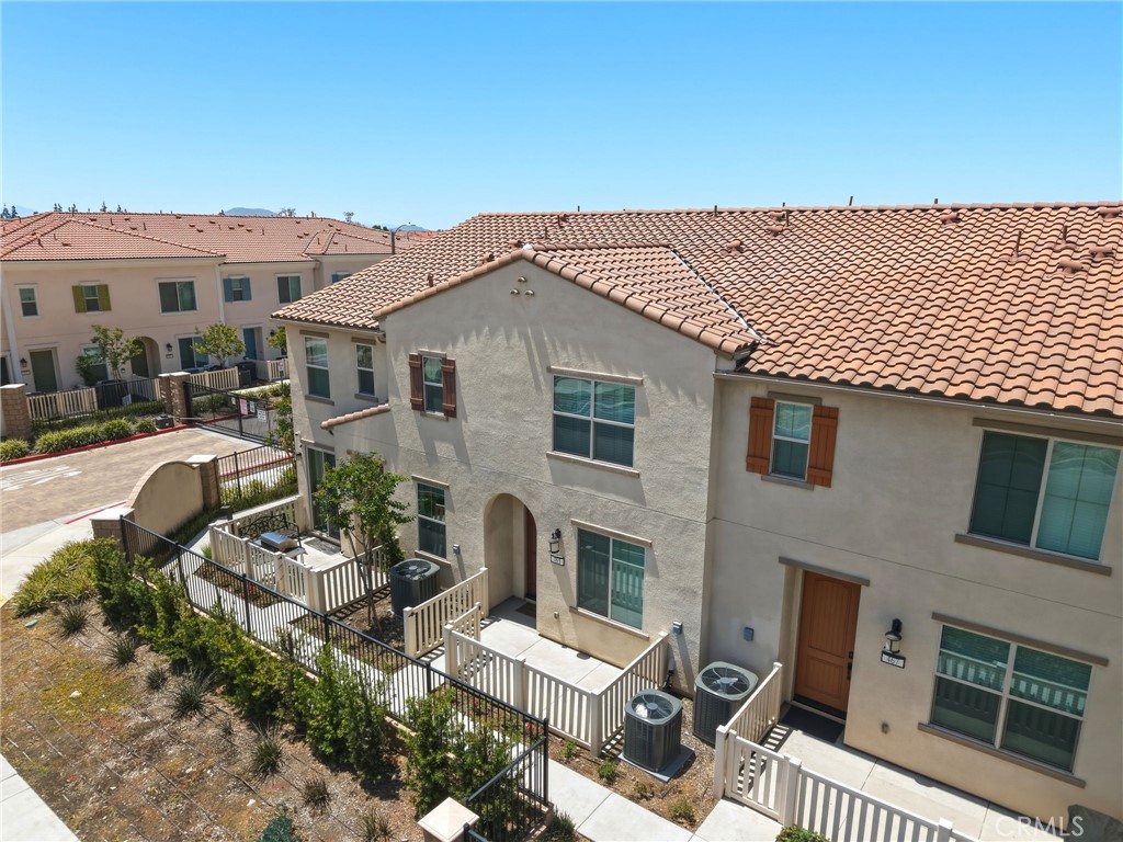 465 N Beechwood
