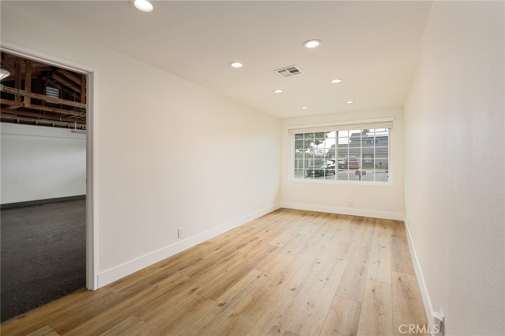 Landmark (LAND) - Residential Lease