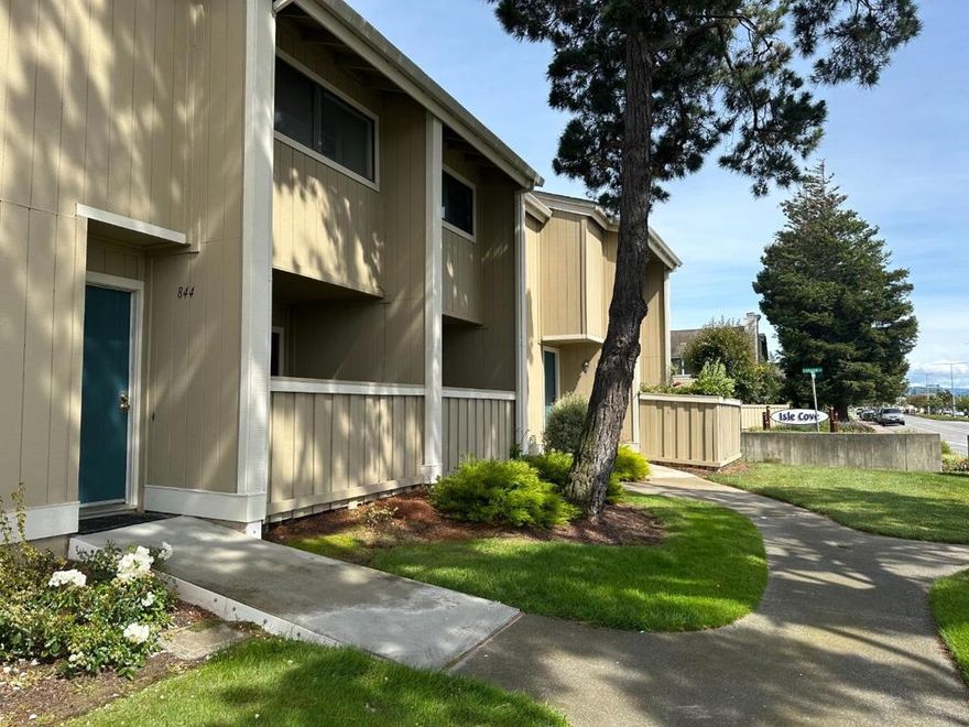 Opportunity awaits with this spacious three-bedroom, 2.5-bathroom townhome at 844 Juno Ln in Foster City. This property offers a great canvas for your vision. All it needs is a little TLC to bring out its full potential, and YOU capture the equity! Isle Cove real estate benefits from its location and recreation opportunities, with easy access to parks, shopping and dining. Edgewater Park offers 9.5 acres adjacent to the elementary school. The neighborhoods other park, Arcturus, is also nearby. Furthermore, you can enjoy cruising along bike and pedestrian paths around the waterways separating Foster City from San Mateo. In addition, the Isle Cove community comes with fantastic amenities: 2-car garage, ample guest parking,  pool, and tennis courts. It's perfect for those seeking an active lifestyle. Of importance to all local homeowners who care about property values: this area is served by a variety of highly rated public and private schools from elementary to high school. Enjoy Foster City's desirable location with easy commuter access to jobs along the Peninsula, San Francisco, East Bay, or South Bay. Don't miss the chance to transform this townhome into your home!