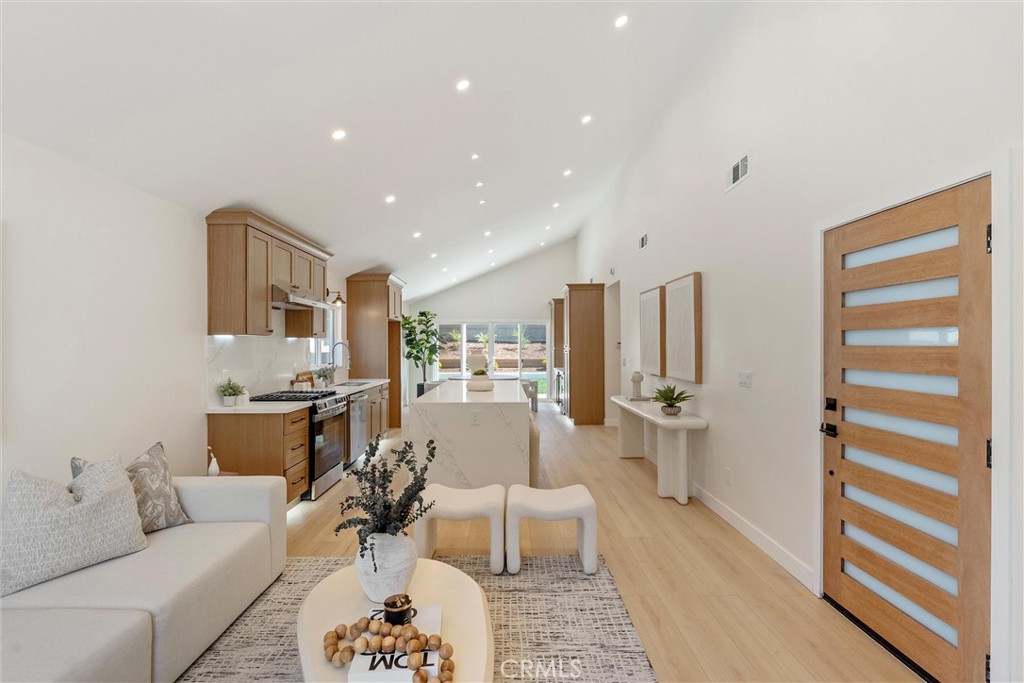 13220 Sutton
