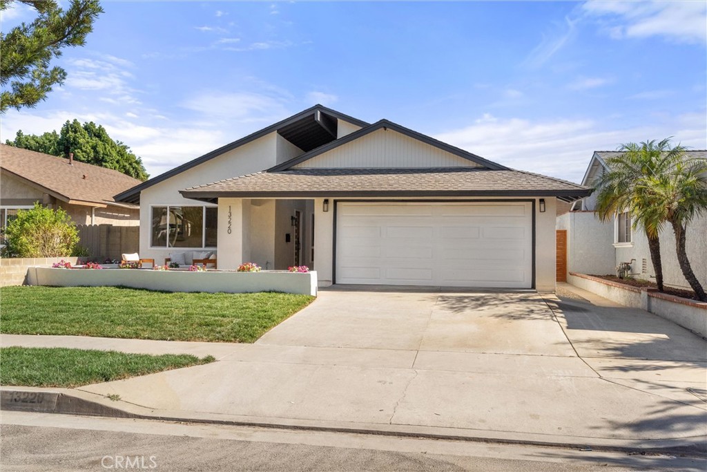 13220 Sutton