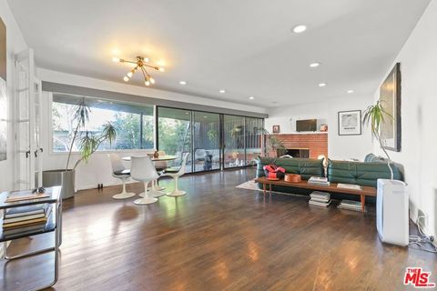 Photo of 3765 Arbolada Road, Los Angeles, CA 90027 (MLS # 26660593)