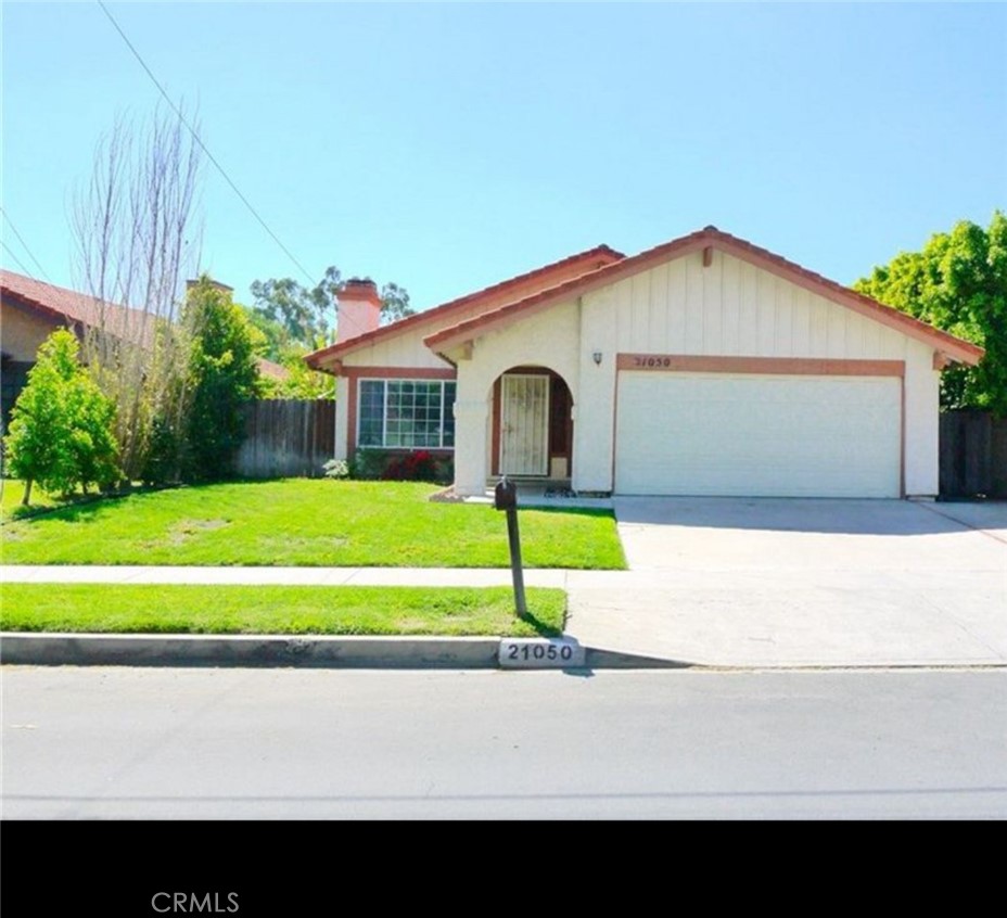 Cozy and Charming one story home located in a very tranquil neighborhood in the city of Canoga Park. It has 4 bedrooms and 2 baths with expansive living room, kitchen and dining area with all tiled flooring. There is a spacious back yard that is perfect for summer barbecue or all around the year family gathering. This property is also conveniently located minutes away from shopping centers, theatres, schools, parks and public transportation.
**unpermitted garage conversion-owner purchased the property while was used as a living space. It is currently being utilized as a storage unit. There is also a solar panel in this property.